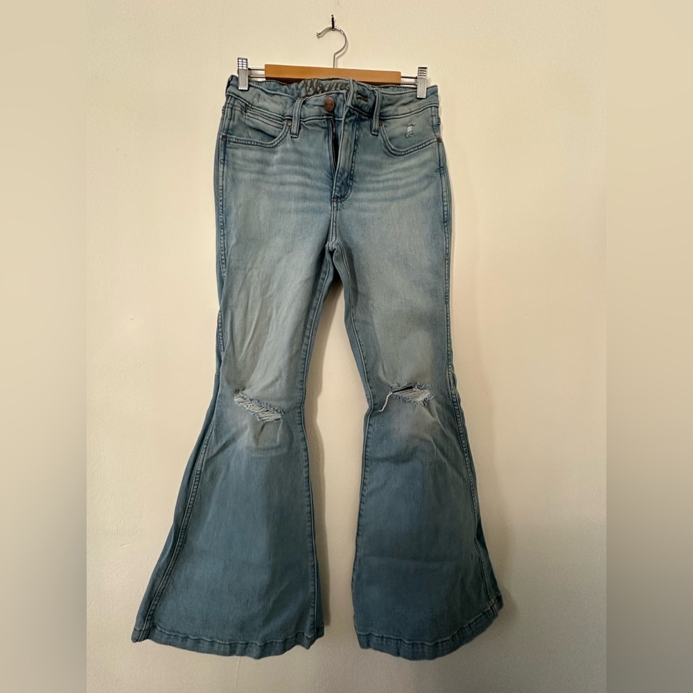 Wrangler Women's Flared Blue Jeans